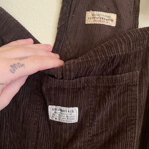 Levi’s brown corduroy overalls - Picture 2 of 5